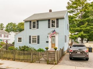 88 Saunders St, Medford, MA 02155