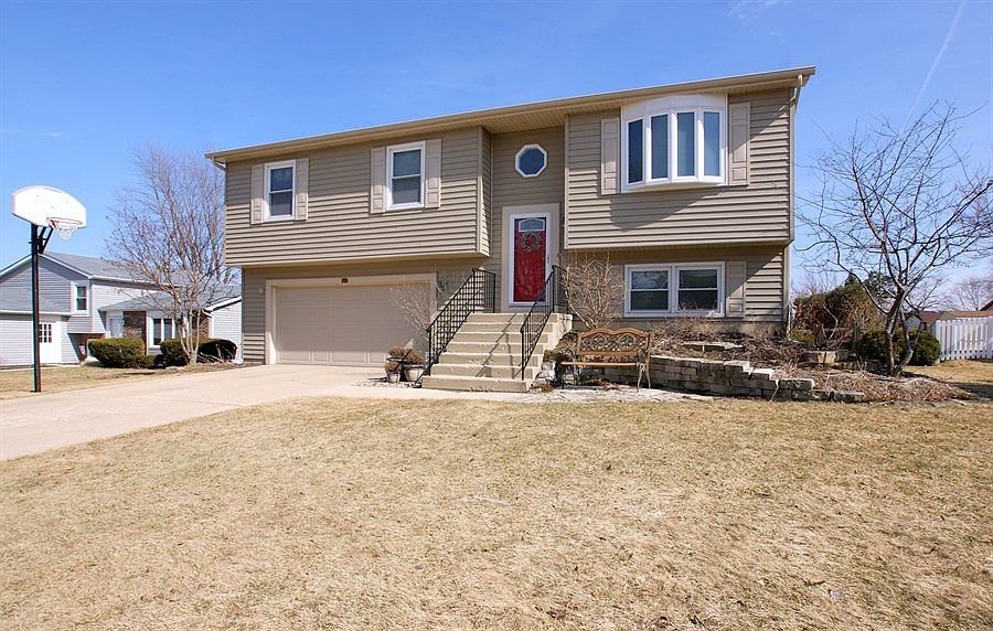 1st image of 507 Waterford Dr