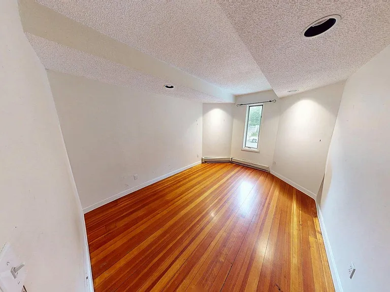 27 Princeton St #1 — Photo 19