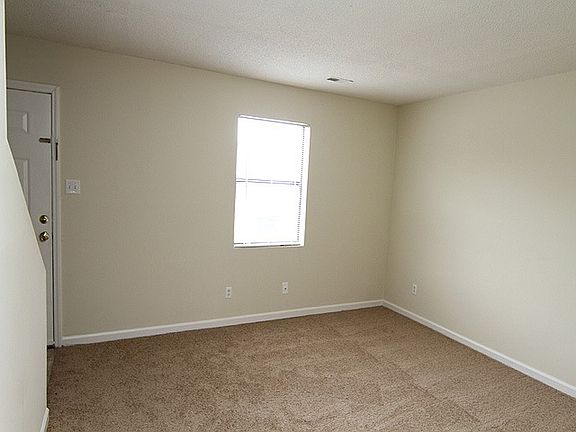 3rd image of 1335 Marne Ave APT A