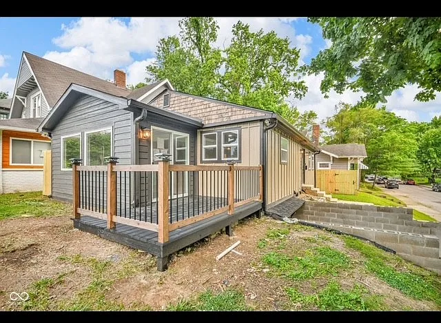 1555 N Dearborn St — Photo 3