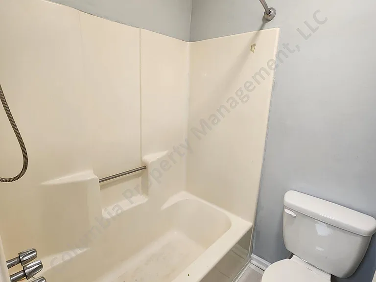 1227 Barnwell St #2 — Photo 11