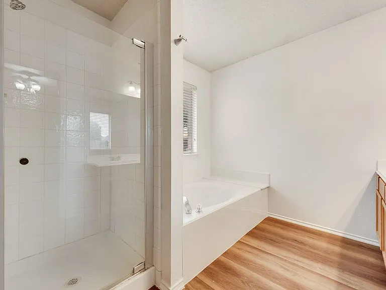 9909 Coolidge Dr — Photo 15