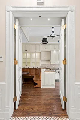 Rented by Douglas Elliman | media 29