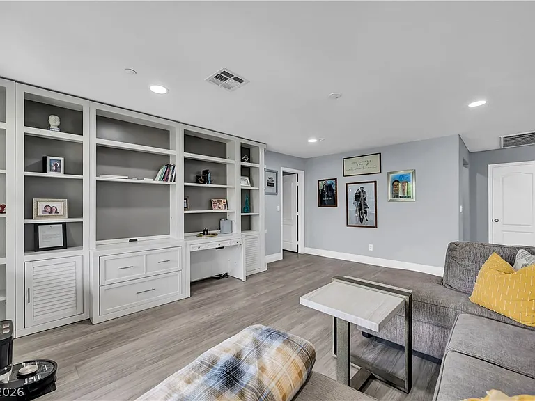 1289 Vietti St — Photo 53