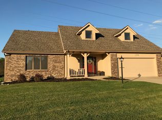 11736 Grand River Dr, Fort Wayne, IN 46845