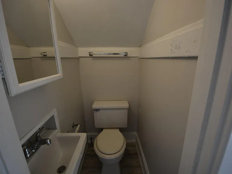5804 Hawthorne Ave — Photo 20