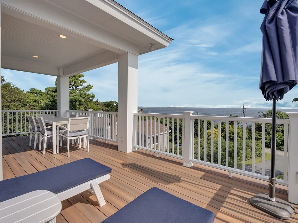 84 Bald Head Cliff Rd