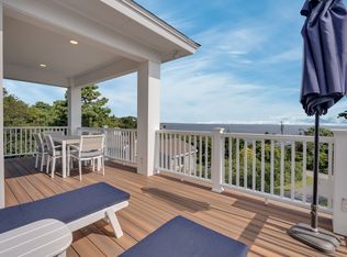 84 Bald Head Cliff Rd, Cape Neddick, ME 03902