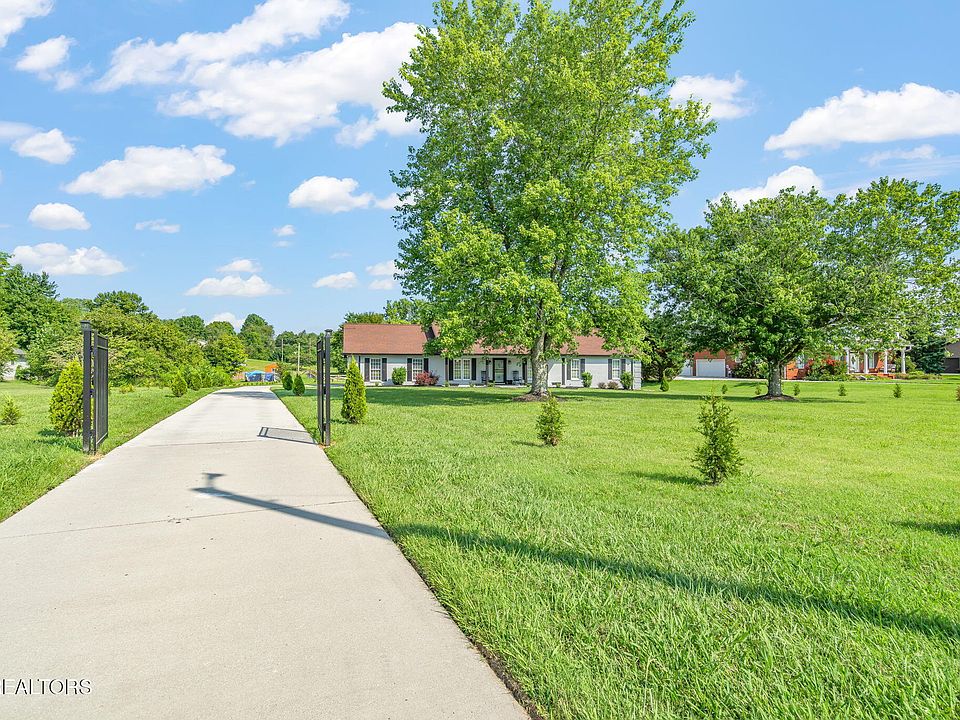 1st image of 3005 E Emory Rd