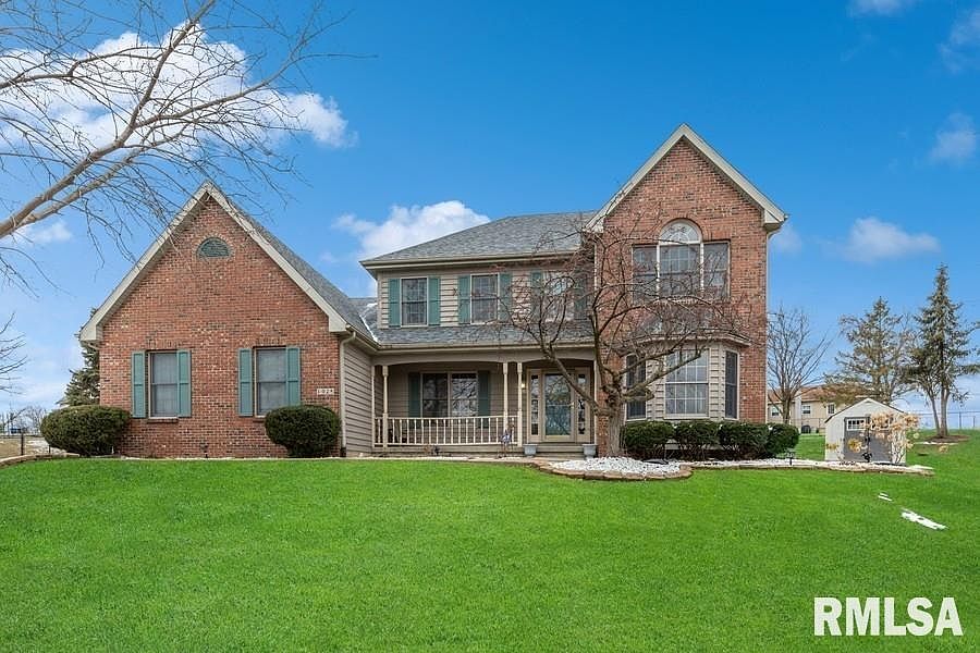1st image of 1028 Carriage Hill Ct