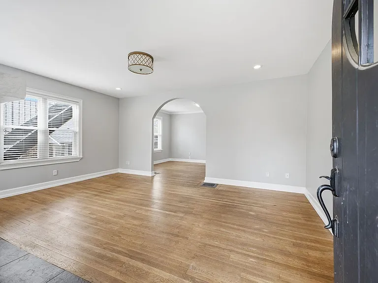 4508 Wyoming Ave #A — Photo 3