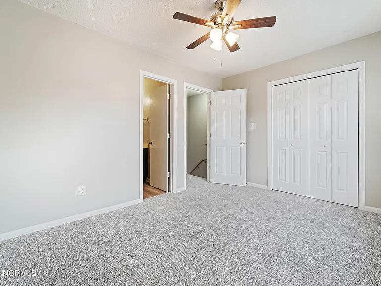 1072 W Pueblo Dr — Photo 9
