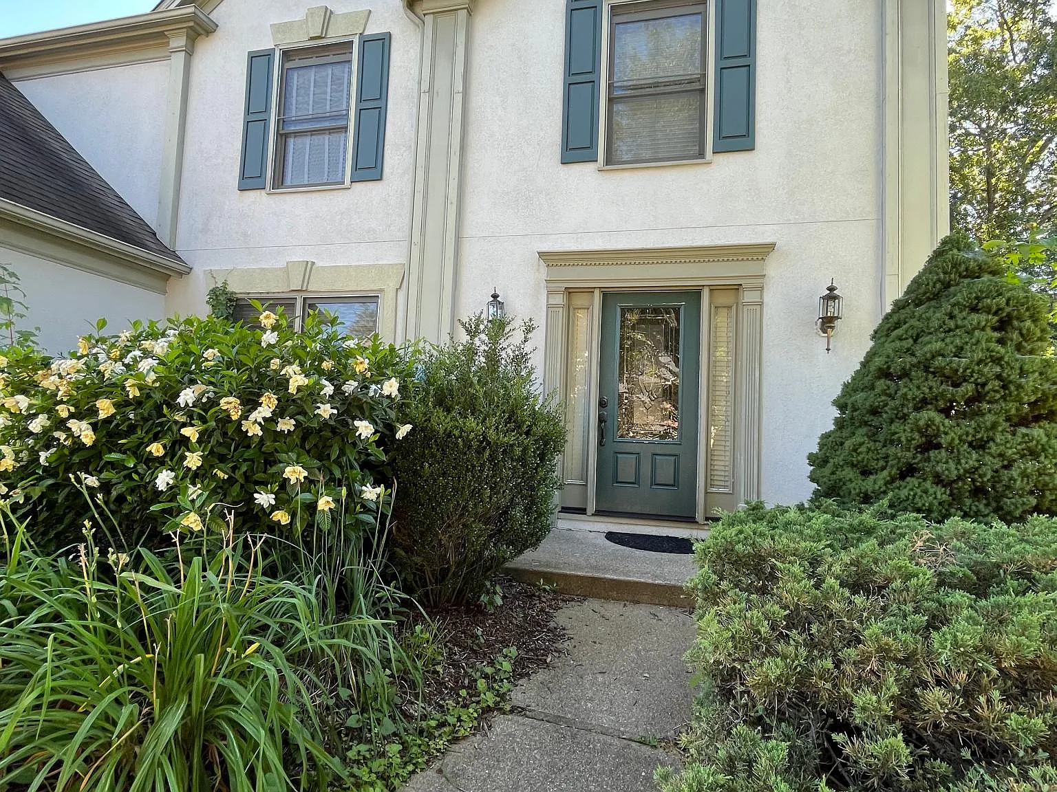 6285 Barwick Ln — Photo 2