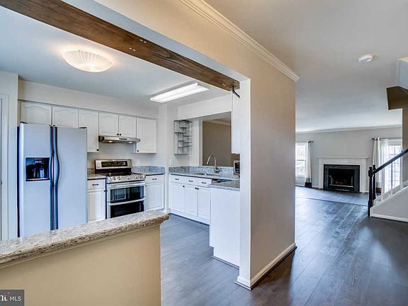 2nd image of 21180 Winding Brook Sq