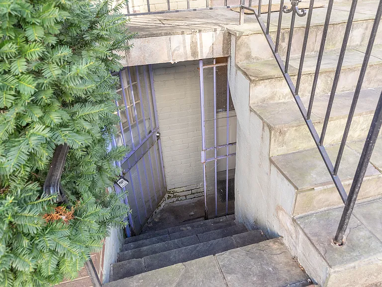 1746 Kalorama Rd NW #B — Photo 20