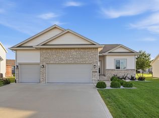 16696 Wilden Dr, Clive, IA 50325