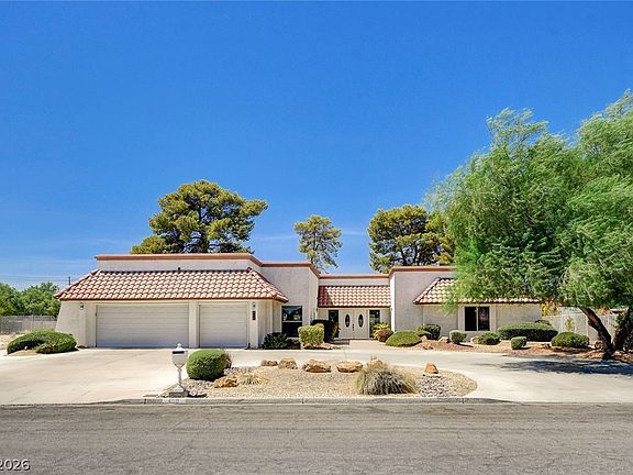3rd image of 408 Lacy Ln