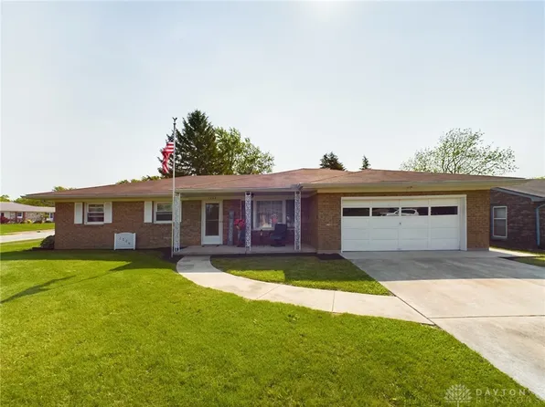 1229 Northmoore Dr, Greenville, OH 45331