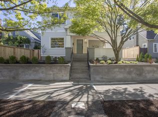 2748 NE Hancock St, Portland, OR 97212
