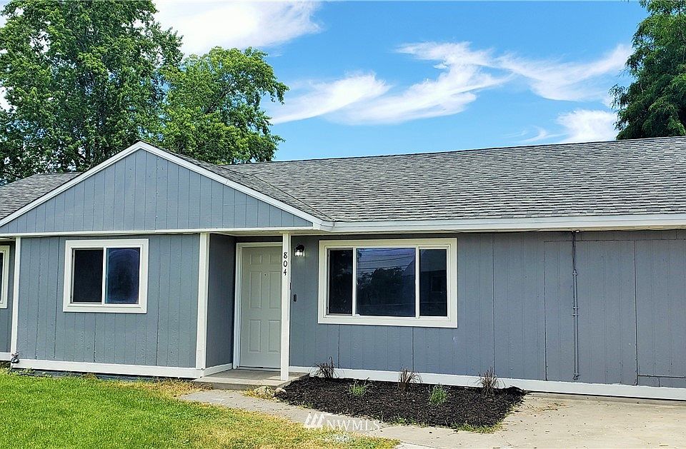 1st image of 804 Lindberg Lane NE