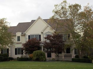8124 Campden Lakes Blvd, Dublin, OH