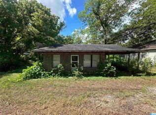 202 Montgomery St, Warrior, AL 35180