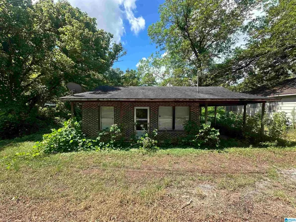 202 Montgomery St, Warrior, AL 35180