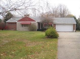 1066 Collindale Ave NW, Grand Rapids, MI 49504