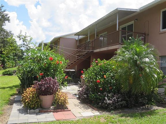 2nd image of 5885 Dahlia Dr APT 202