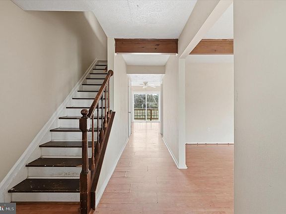 4th image of 8230 Blue Ridge Ct