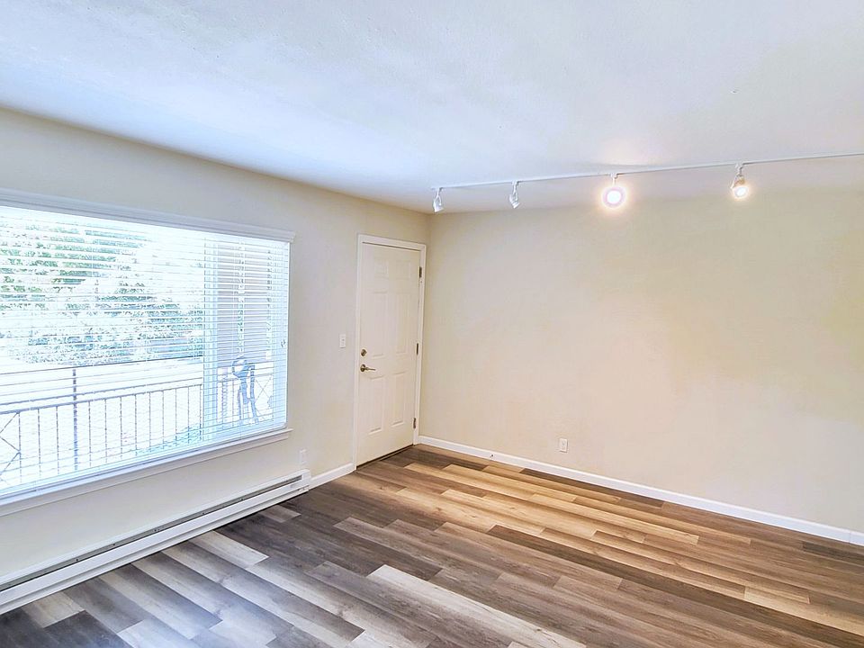 1st image of 438 N El Camino Real APT 202