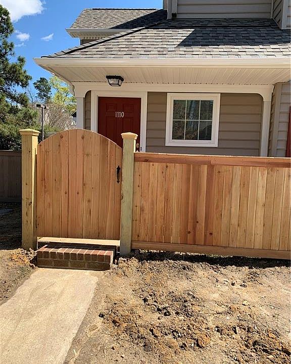 1st image of 1110 Settlement Dr #1110