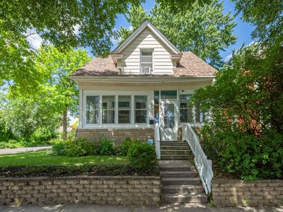 633 Kent St, Saint Paul, MN, 55103