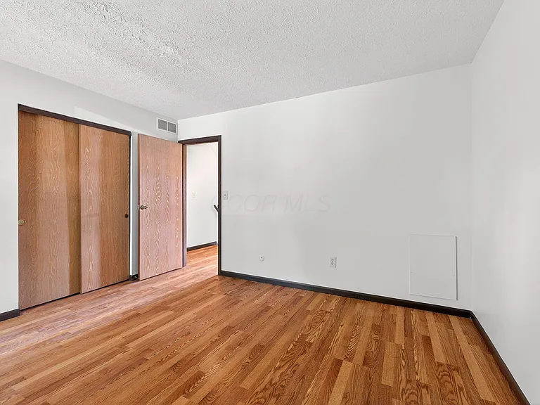 6477 Brookedge Ct — Photo 23