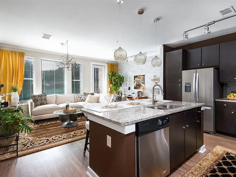 1900 Barton Springs Rd #4042 — Photo 1
