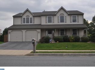 200 N Sandy Ln, Sinking Spring, PA 19608