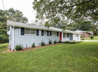 111 Leigh Ln, Carrollton, GA 30117