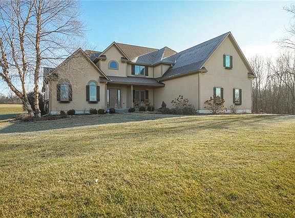 3rd image of 10911 S Wildflower Dr