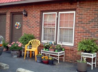 4 Congress St APT 11, Granite Falls, NC 28630