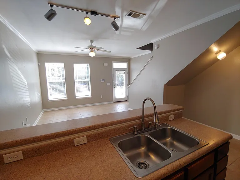 2400 Fred Smith Rd #306 — Photo 11