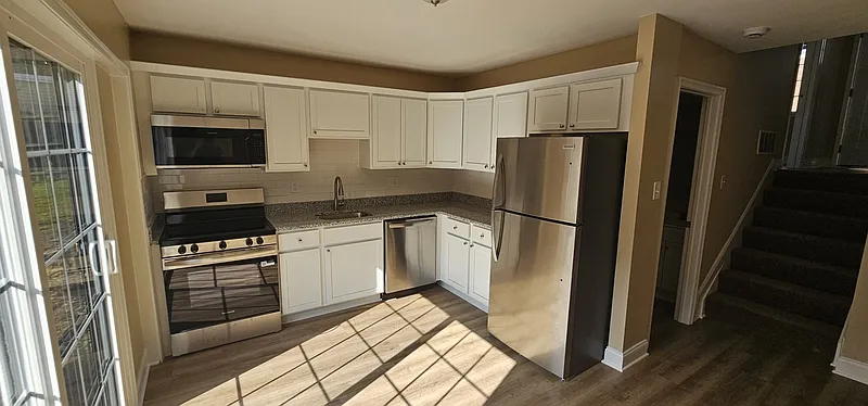 30X Hendrickson Ln #1
