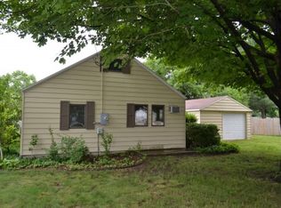 4020 Ivanrest Ave SW, Grandville, MI 49418