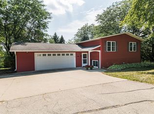 1784 Lions Ct NW, Rochester, MN 55901