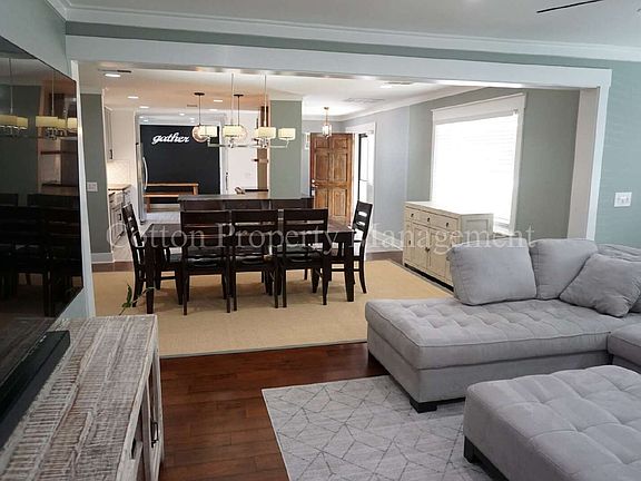 5th image of 109 E Sands Hill Dr