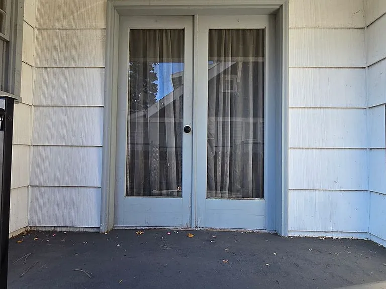 1024 E 17th Ave — Photo 5