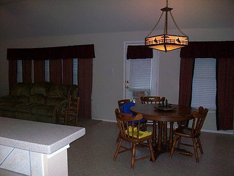 5th image of 530 Appaloosa Dr