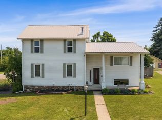260 Duncan Ave, Cheboygan, MI 49721