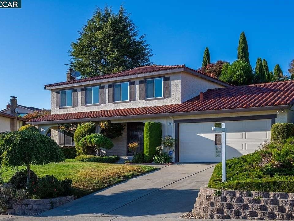 1st image of 1533 Solitude Ln