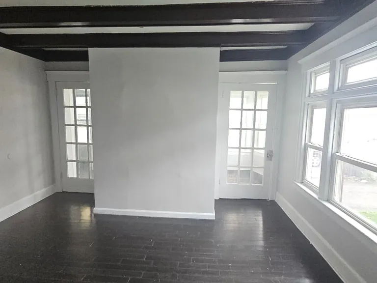 58-60 Clinton Pl #A — Photo 2